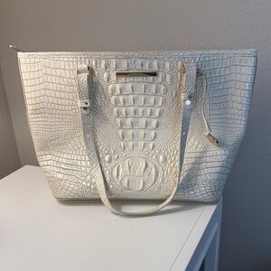 Brahmin Medium Asher White